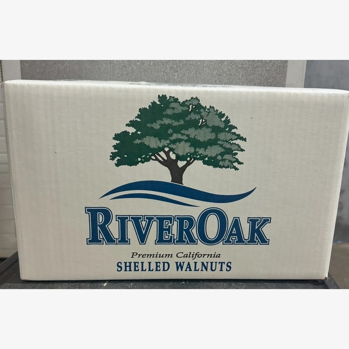 RiverOak Shelled Walnuts
